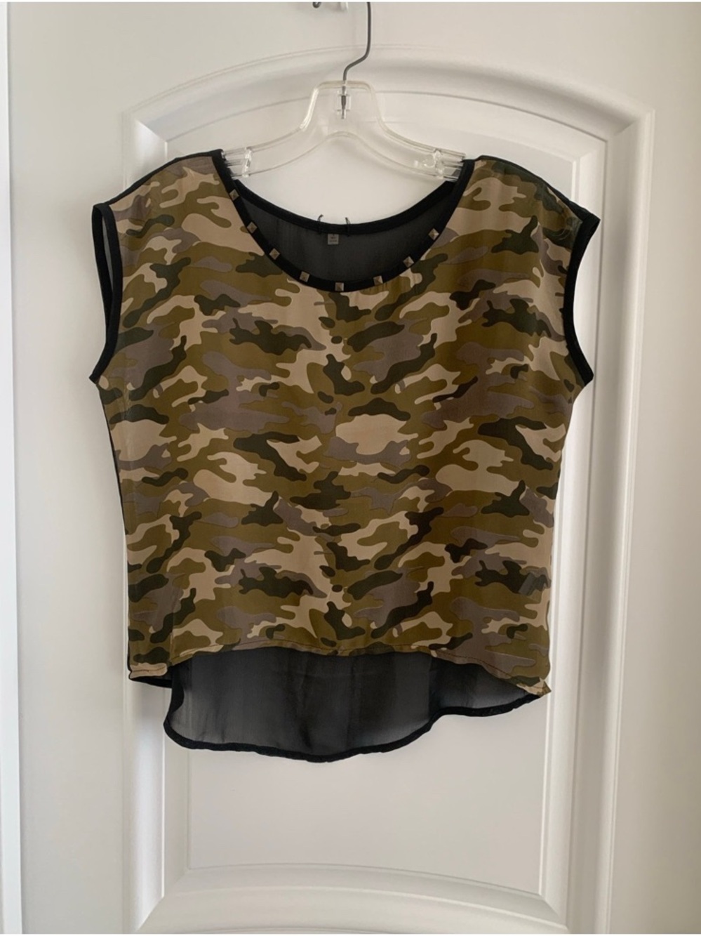 Women’s Camouflage Sleeveless Top - Olive Green